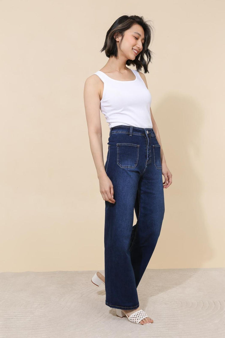 Square pocket details wide leg jeans