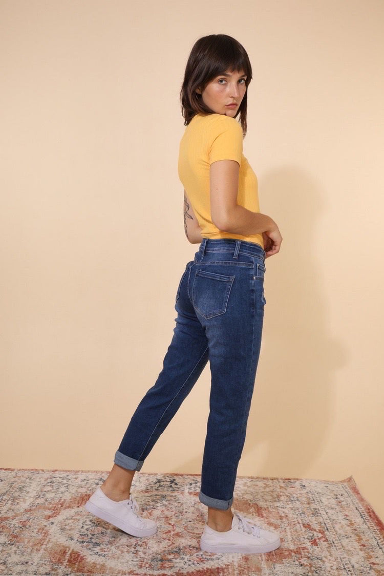 Mom fit stretch jeans in 6 to 14