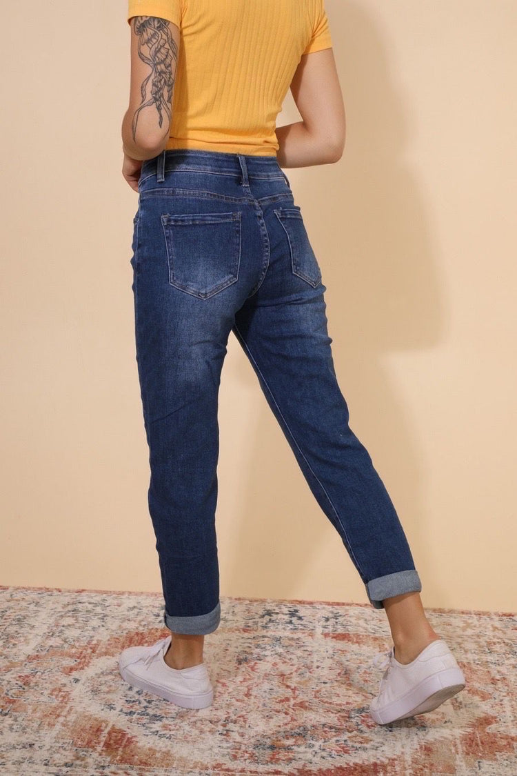 Mom fit stretch jeans in 6 to 14