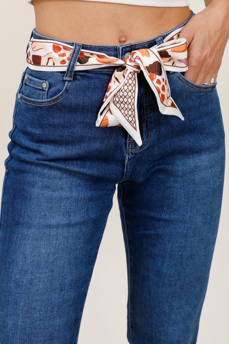 G smack stretchy mom fit jeans with Scarf Belt (10-22)
